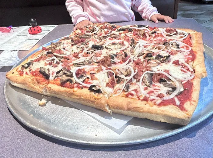 S Cachapa & Pizzeria Picture 1