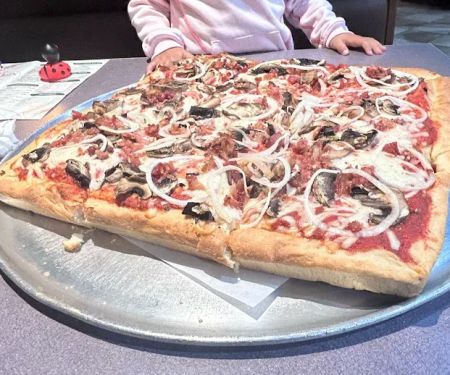 S Cachapa & Pizzeria