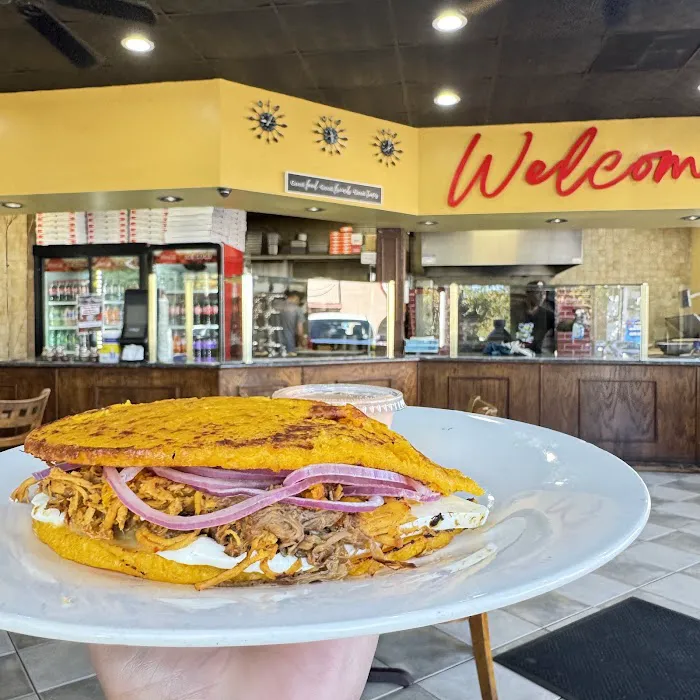 Pizzarelli Restaurant Picture 3