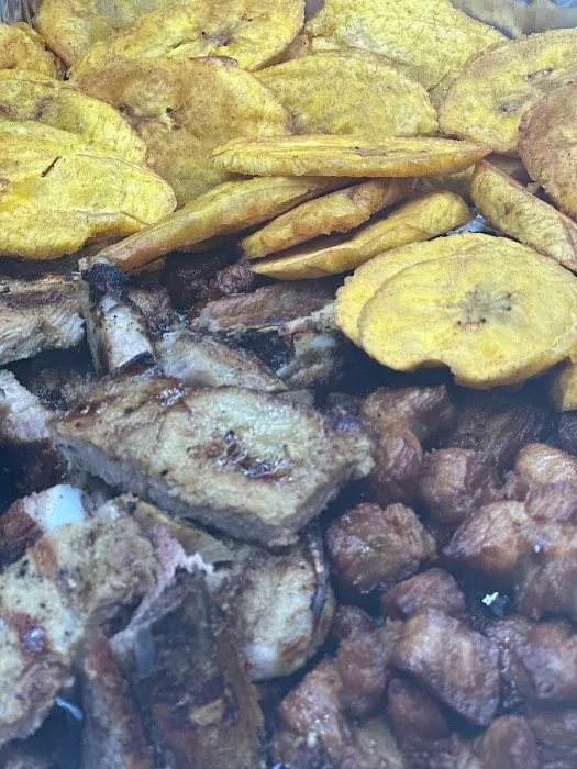 Riva's BBQ Restaurant Picture 3