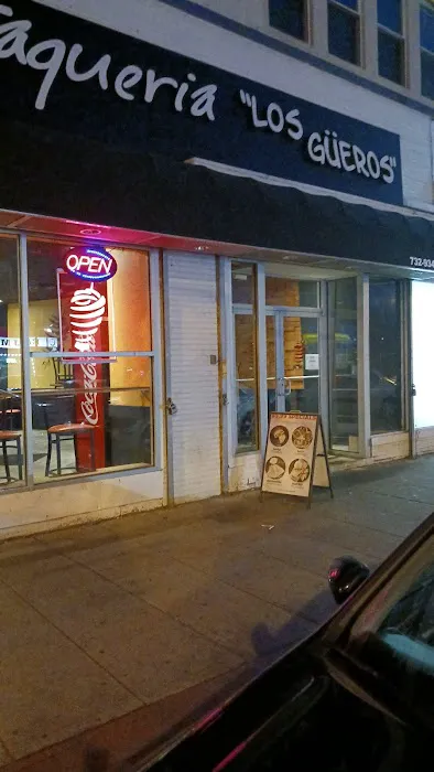 Taqueria Los Güeros Picture 7