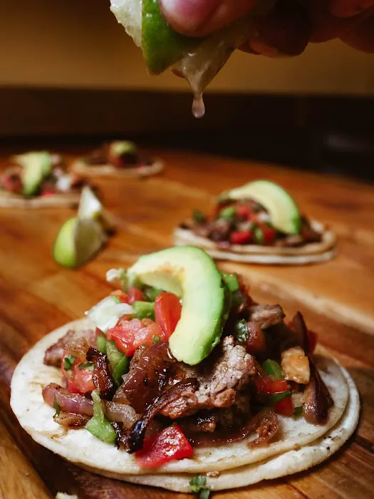 Taqueria Los Güeros Picture 10