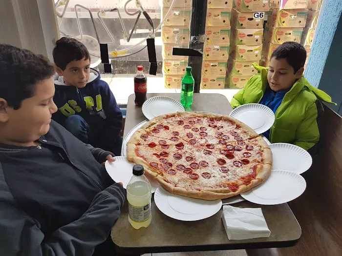 Romano's Pizzeria Picture 6