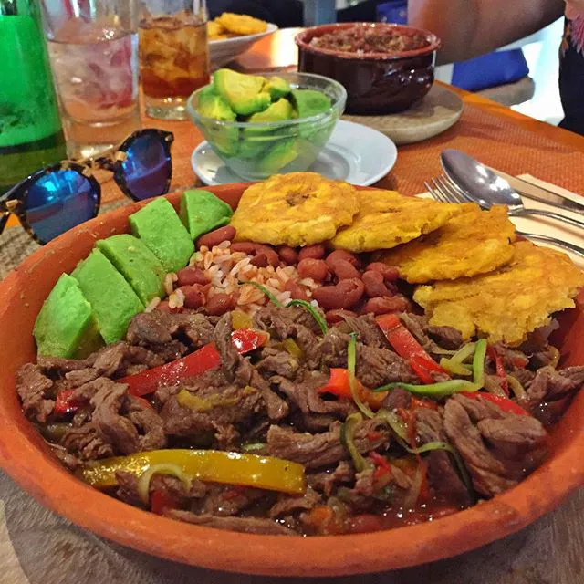 Elizabeth Restaurant Picture 5