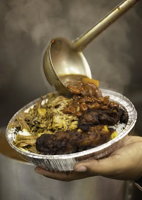 Alex & Winni Pica Pollo Picture 9