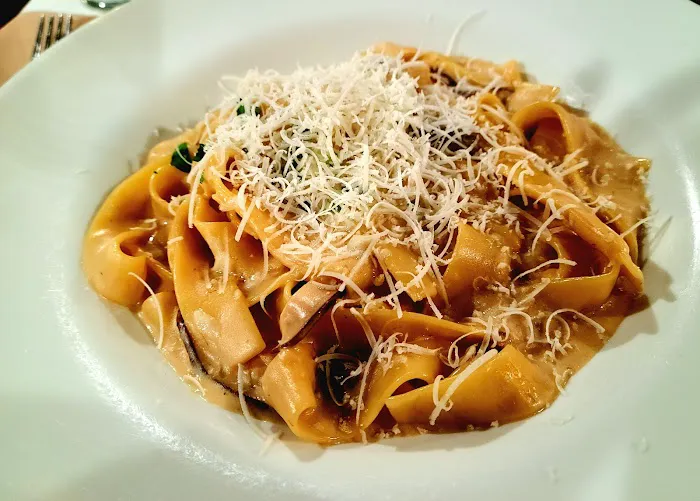 Rustic Wheelhouse Restaurant Picture 4