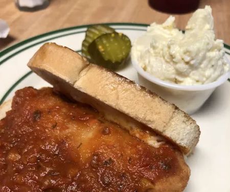 19 Main Street Luncheonette