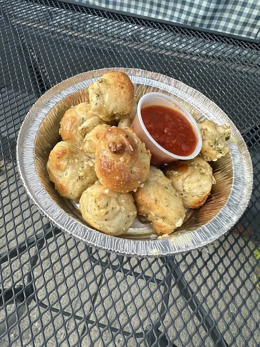 Amore's Pizzeria & Restaurant Picture 5