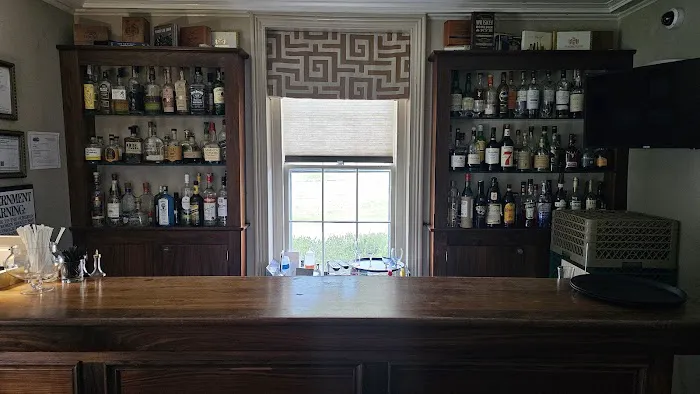 Dobbins' Tavern at the Stagecoach Inn in Goshen, NY Picture 1