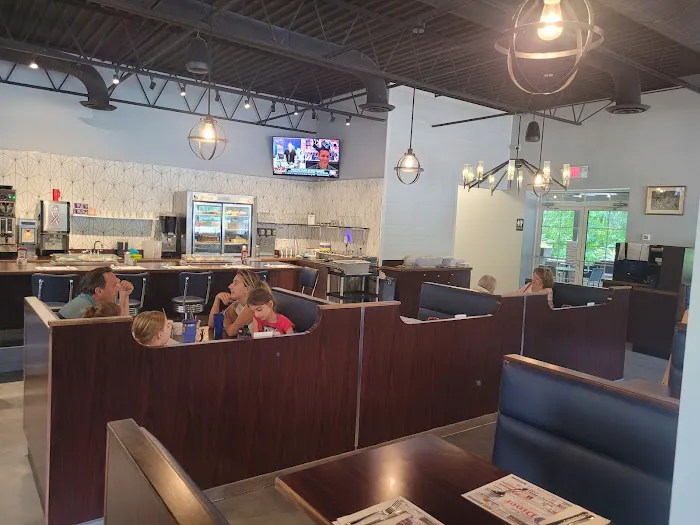 Betsy Ross Diner Picture 6