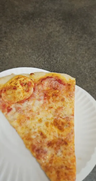 Pintos Pizza & Catering Picture 7