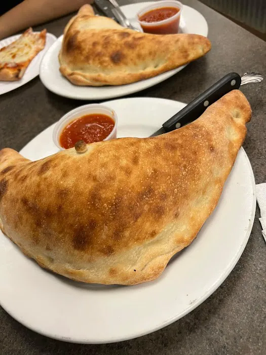 Pintos Pizza & Catering Picture 6