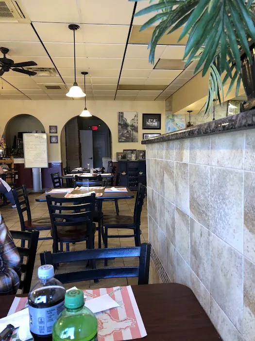 Paesano Pizzeria Picture 3