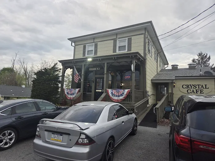 The Crystal Cafe Picture 6