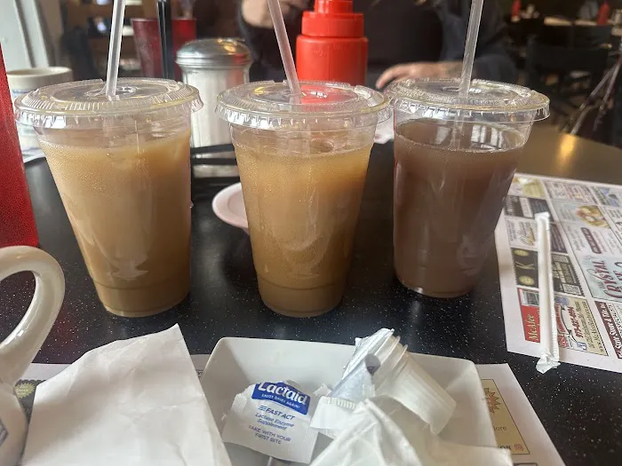 The Crystal Cafe Picture 2