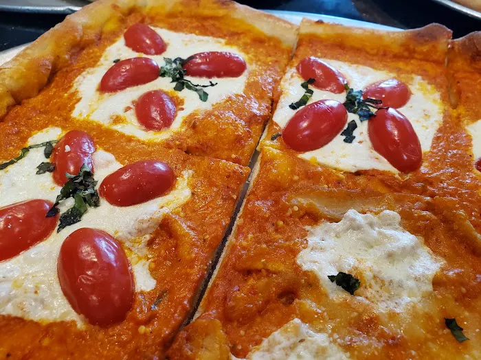 Tomato Garden Pizza and Restaurant Picture 5