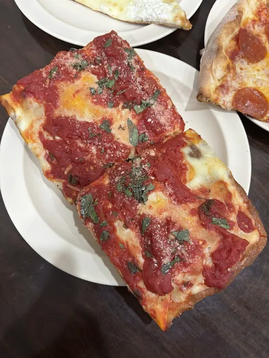 Tomato Garden Pizza and Restaurant Picture 8