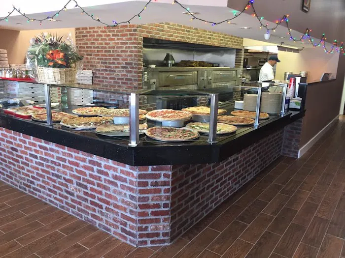 Tomato Garden Pizza and Restaurant Picture 3