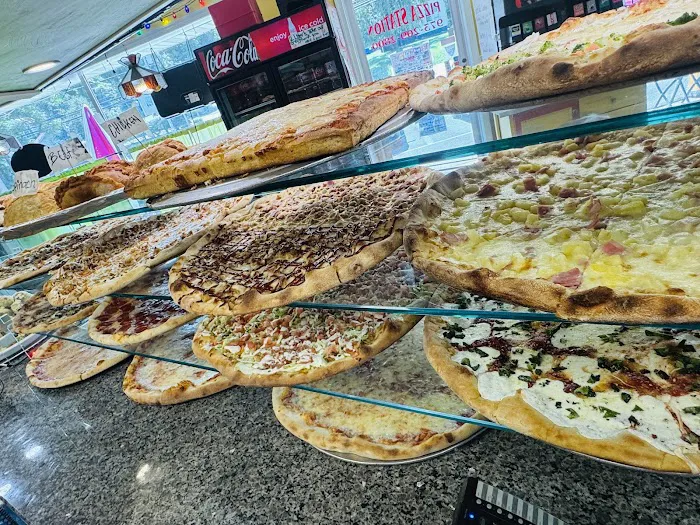 Pizza Station Picture 4