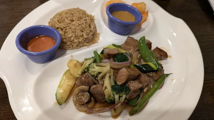 Wings Asian Bistro Picture 8