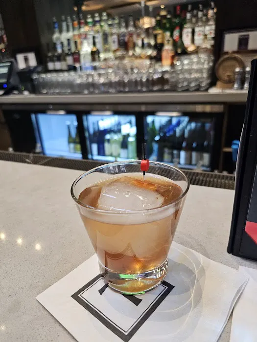 Town Bar + Kitchen Picture 10