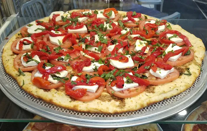 Mediterranean Grill and Pizza Picture 1