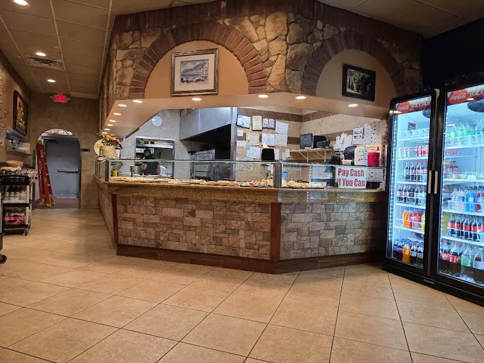 Annabella's Pizzeria & Restaurant Picture 3