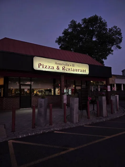 Annabella's Pizzeria & Restaurant Picture 1