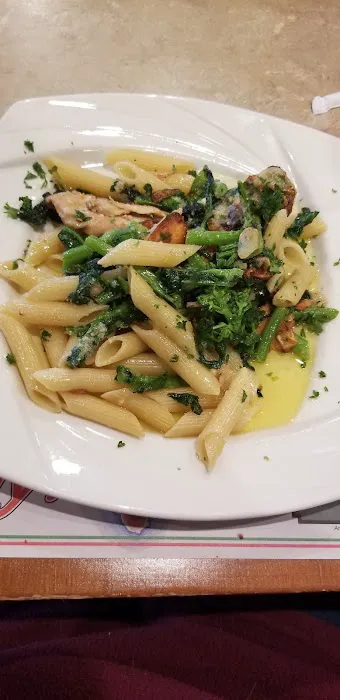 Annabella's Pizzeria & Restaurant Picture 7