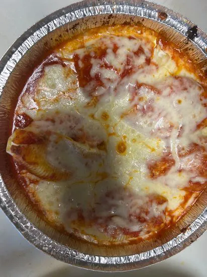 Lovey's Pizza & Grill Picture 1