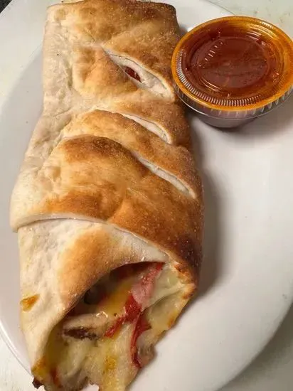 Lovey's Pizza & Grill Picture 4