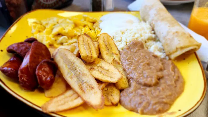 Delicias Latinas Picture 7