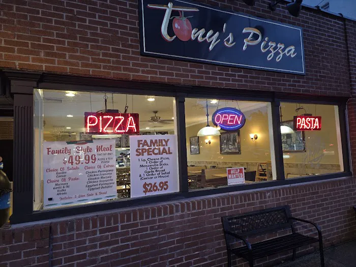 Tony's Pizza Picture 1