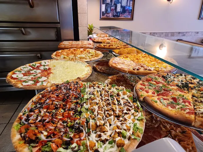 Tony's Pizza Picture 4