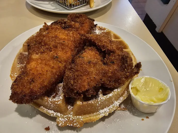 The Plaza Cafe and Diner Picture 7