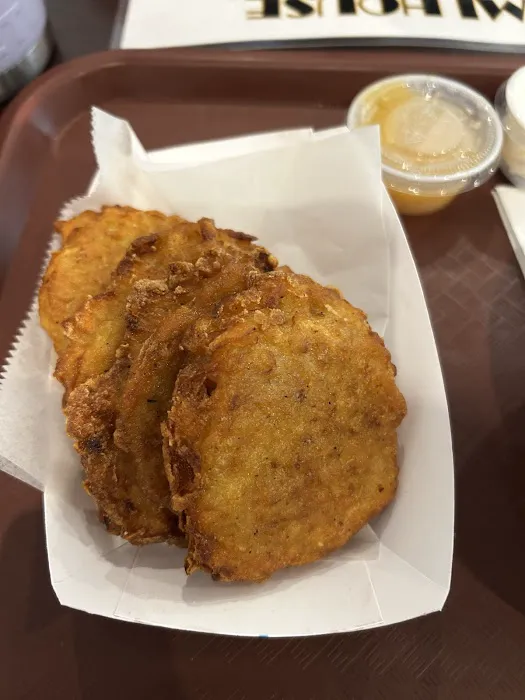 Pastrami House Delicatessen Picture 3