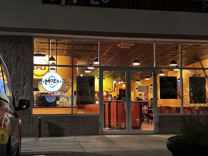 Moe's Southwest Grill Picture 4