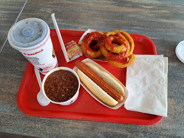 Red Rooster Drive-In Picture 7