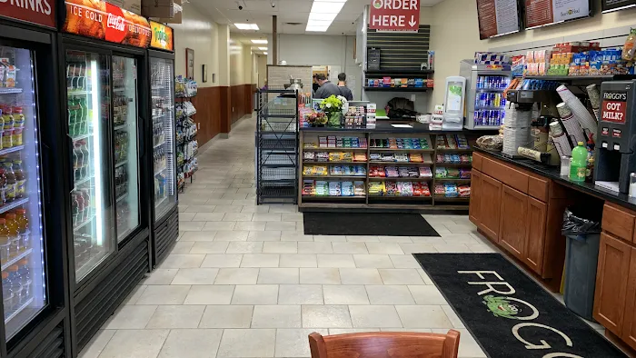 Froggy's Sandwiches Picture 7