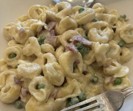 Four Brothers Pizza Restaurant