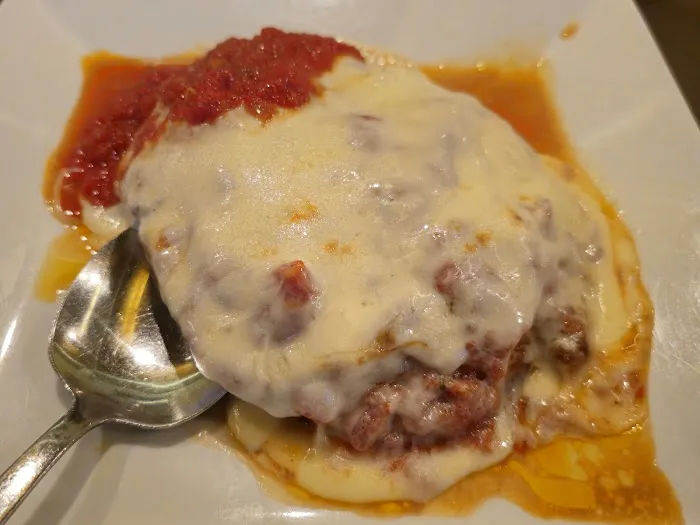 Four Brothers Pizza Restaurant Picture 5