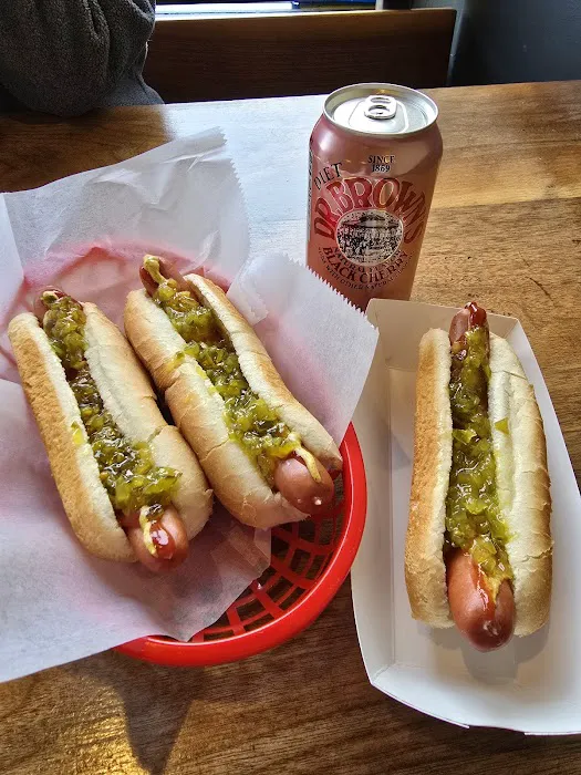 Olde Tyme New York Hot Dogs Picture 3