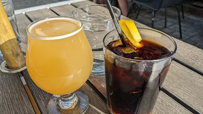 Sitting Duck Tavern Picture 5