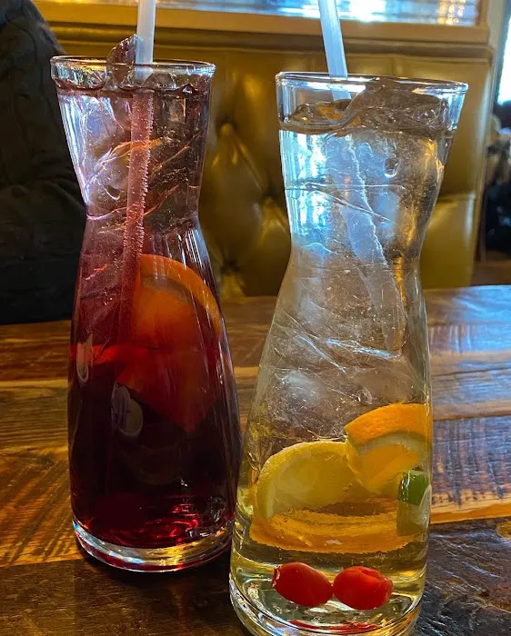 Sitting Duck Tavern Picture 4