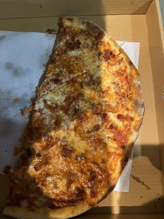 Maione's Pizza Kitchen Picture 9