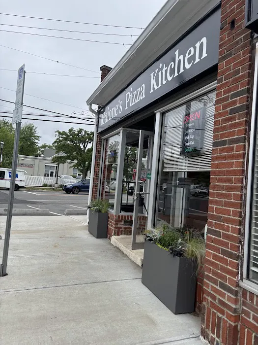 Maione's Pizza Kitchen Picture 7