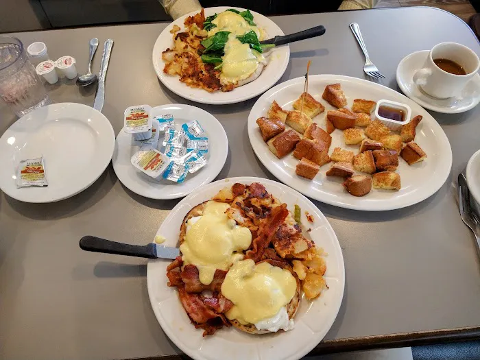 Sweet Hollow Diner Picture 6