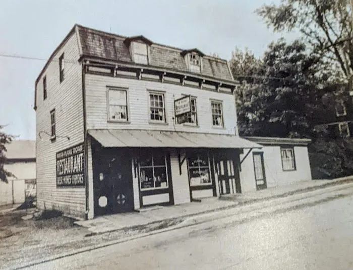 North Plank Road Tavern Picture 7
