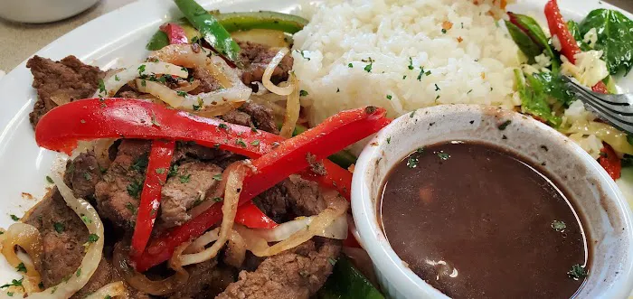 Lizzy’s Good Eats Picture 4