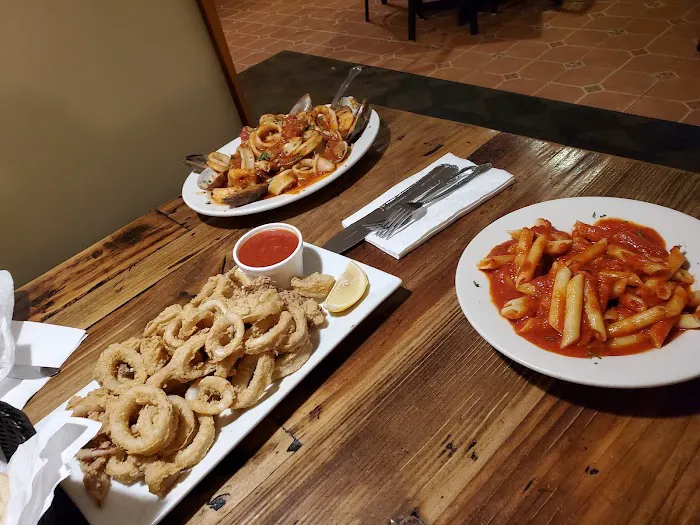 Franco's Pizzeria & Italian Restaurant Picture 10